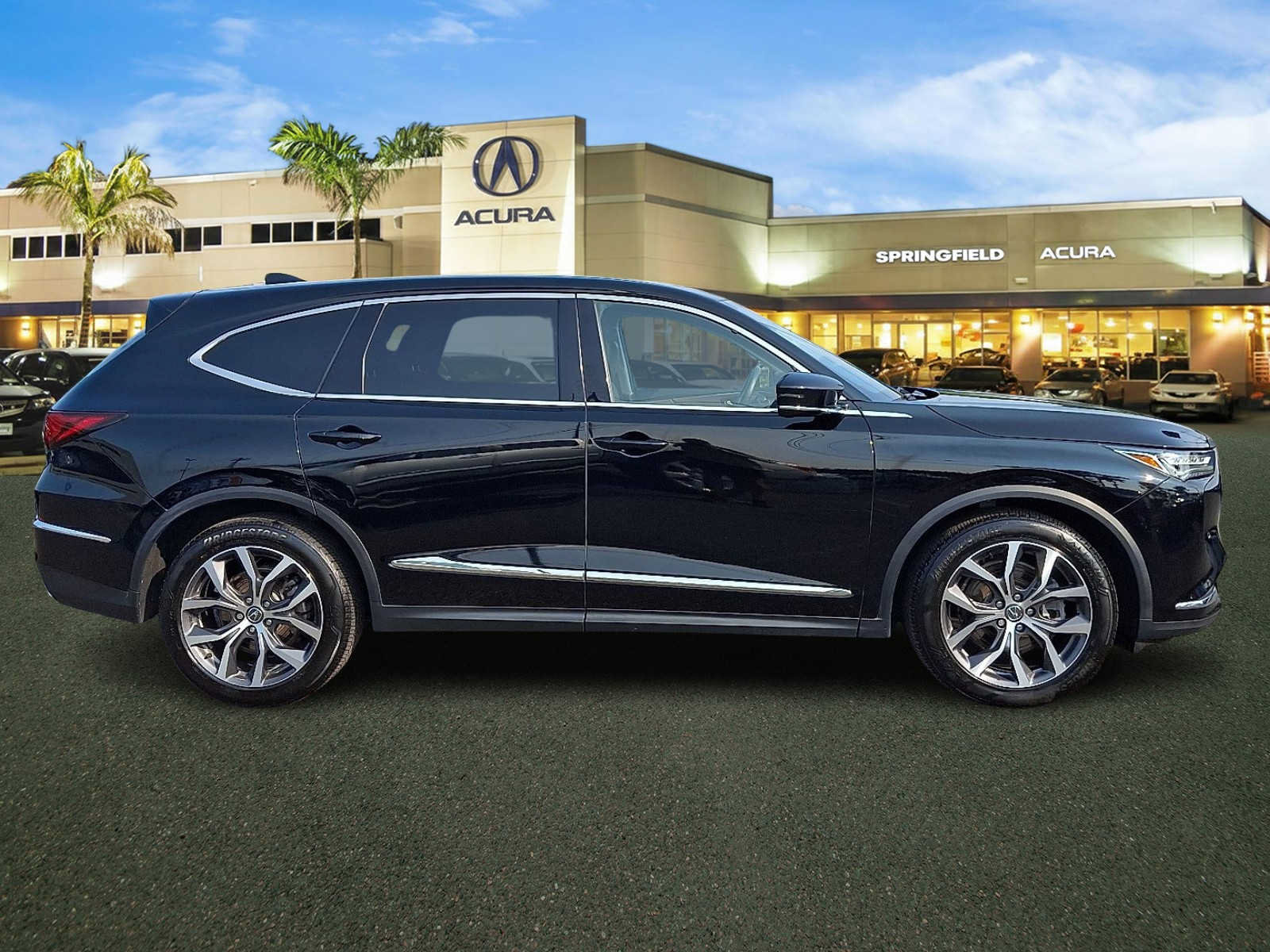 Used 2024 Acura MDX SH-AWD w/ Technology Package image 7