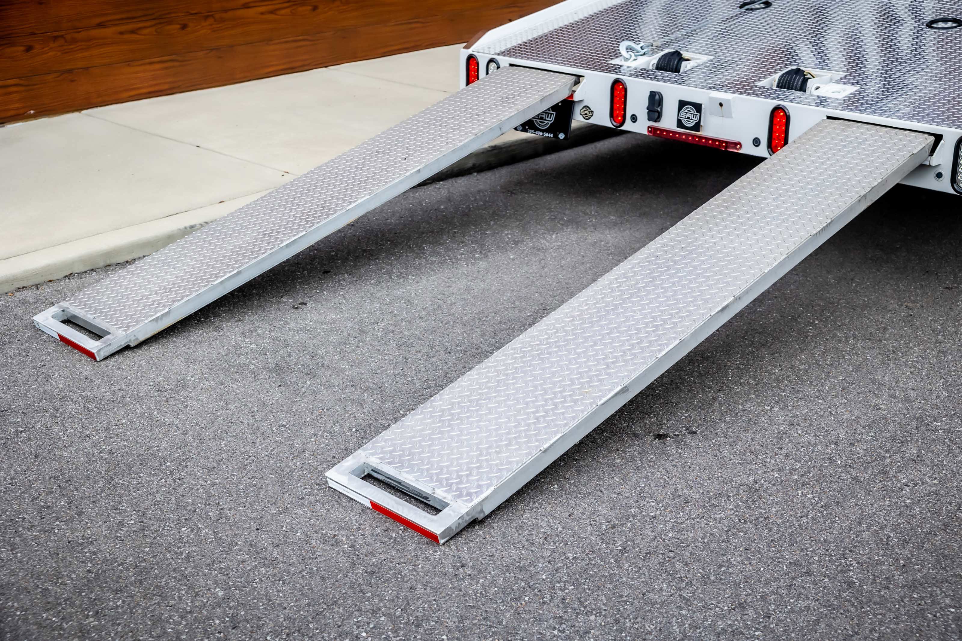 Used 2024 Ford F450 Platinum w/ FX4 Off-Road Package image 8