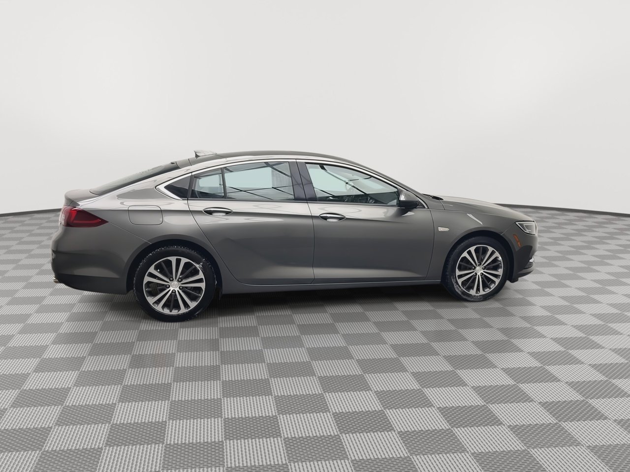 Used 2018 Buick Regal Preferred w/ Driver Confidence Package #1 image 37