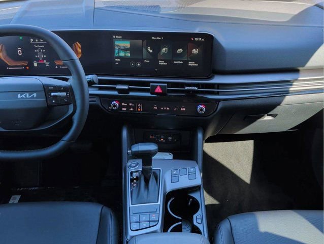 New 2026 Kia Sportage EX image 18