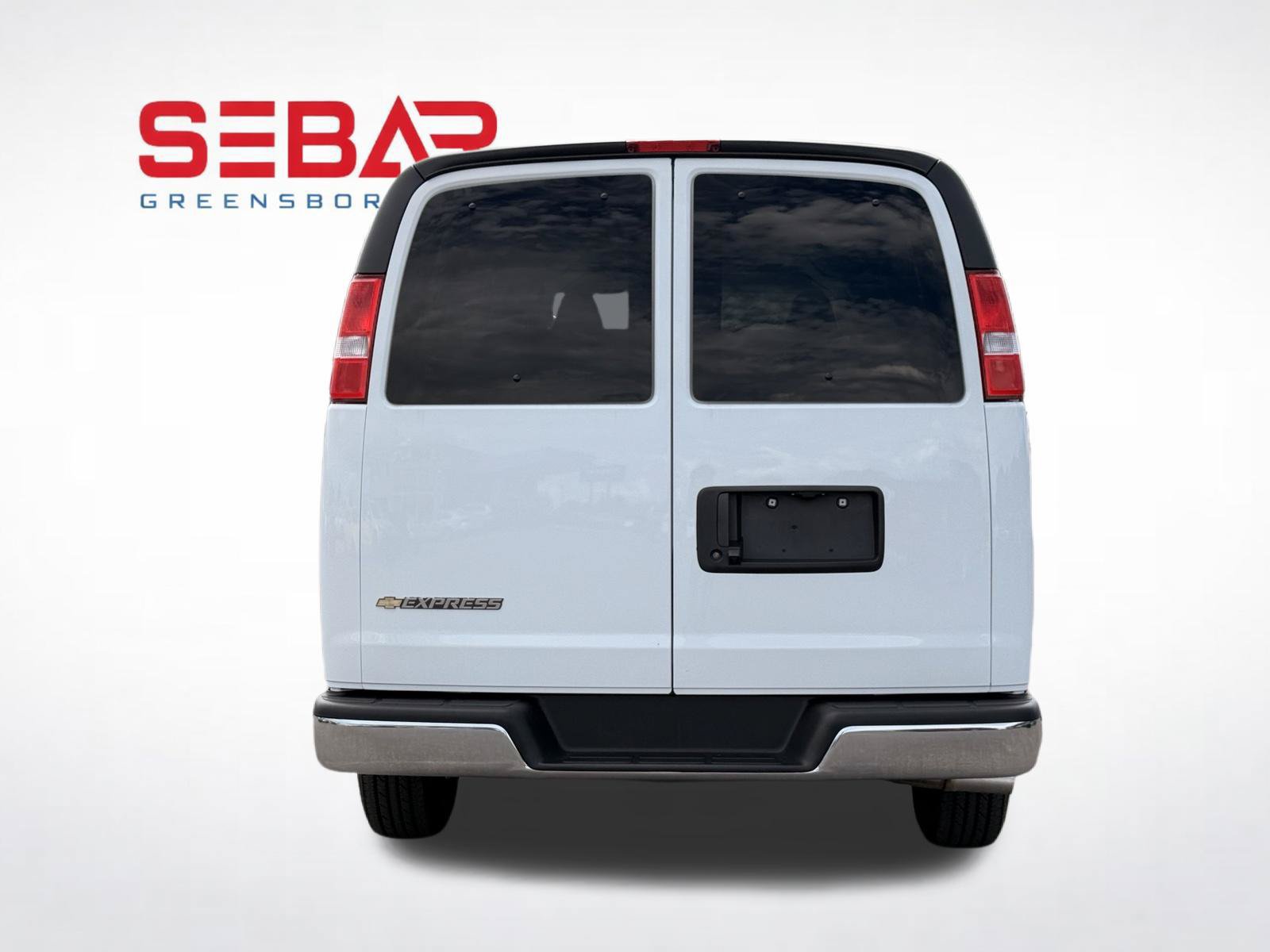 Used 2026 Chevrolet Express 3500 LT w/ LT Preferred Equipment Group RWD image 7