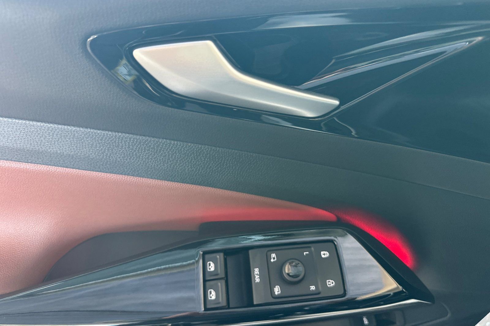 Used 2022 Volkswagen ID.4 Pro S w/ Gradient Package RWD image 11