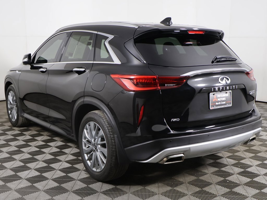 Used 2023 INFINITI QX50 Luxe image 10