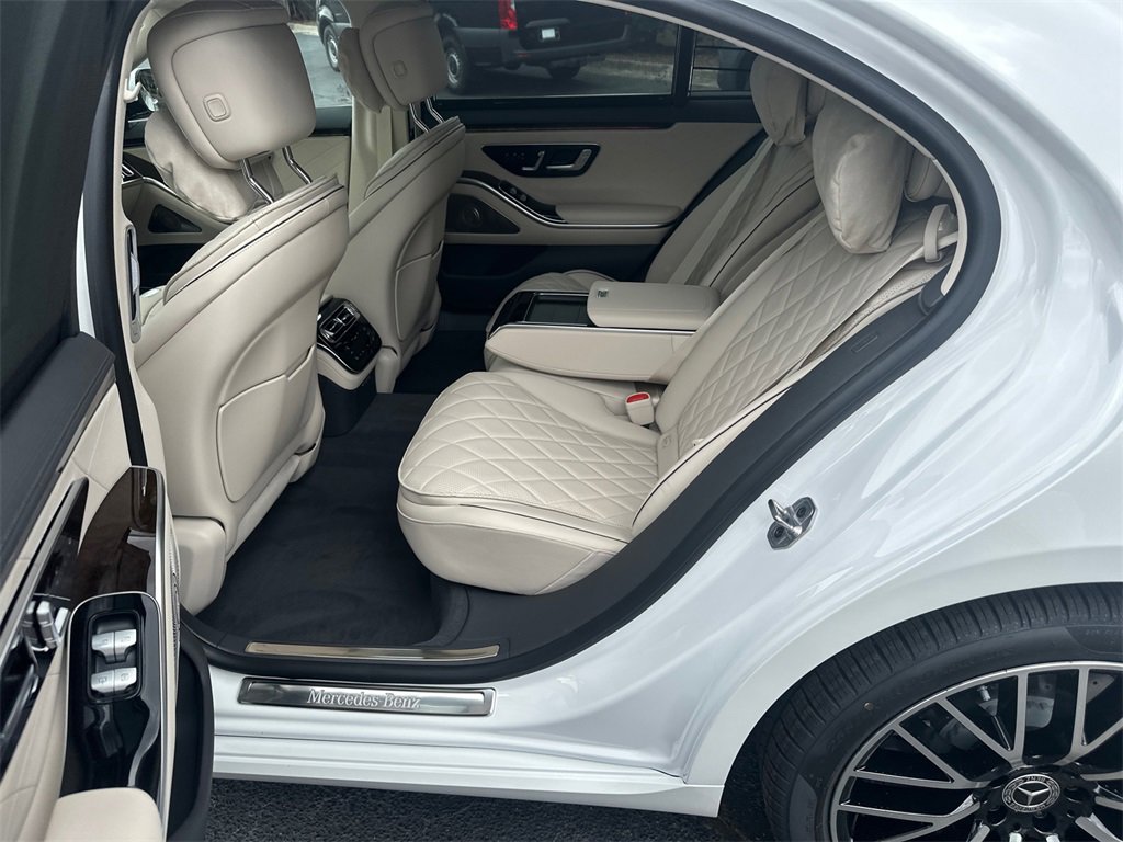 New 2026 Mercedes-Benz S 580 4MATIC Sedan image 25