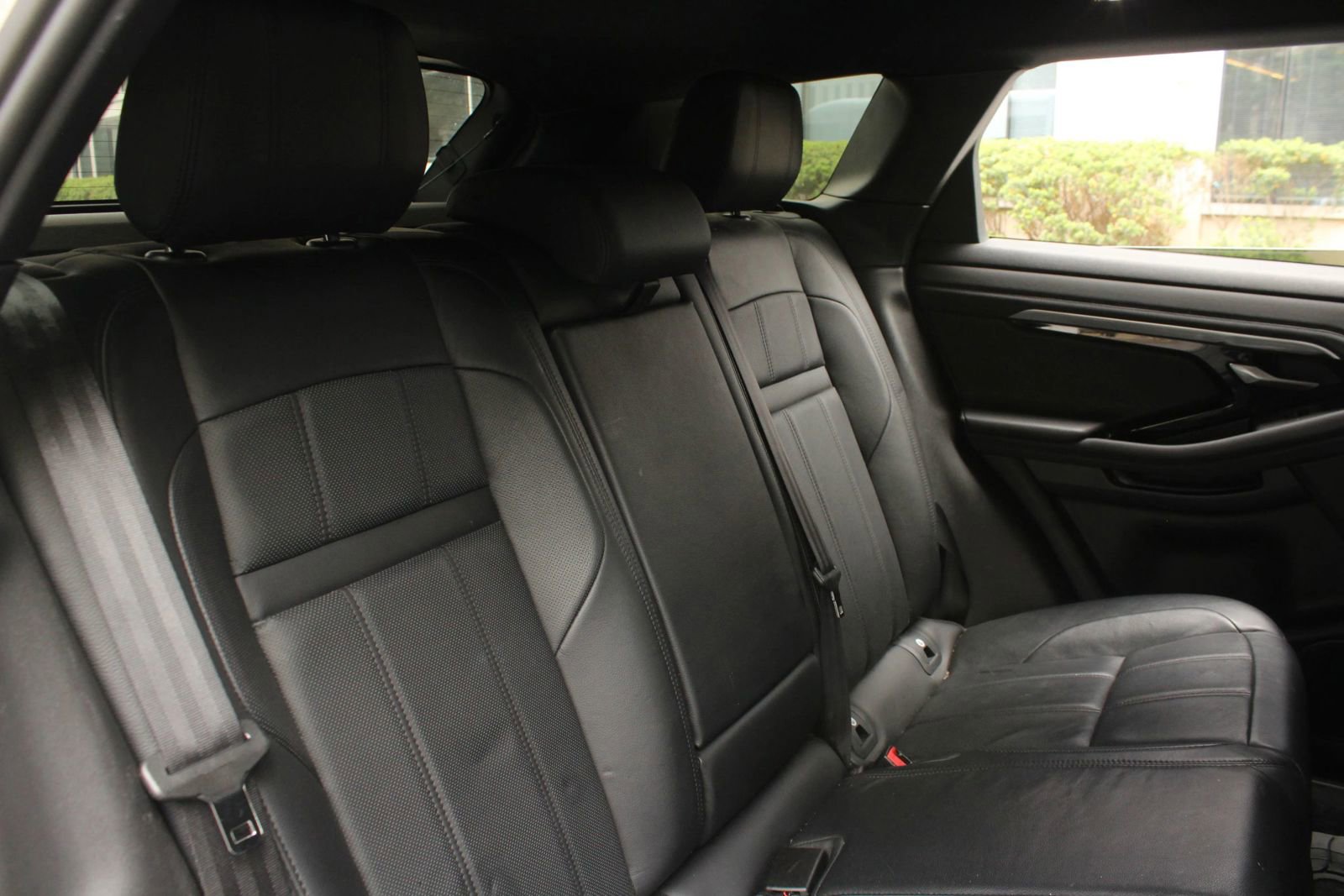 Used 2020 Land Rover Range Rover Evoque SE AWD/4WD image 22