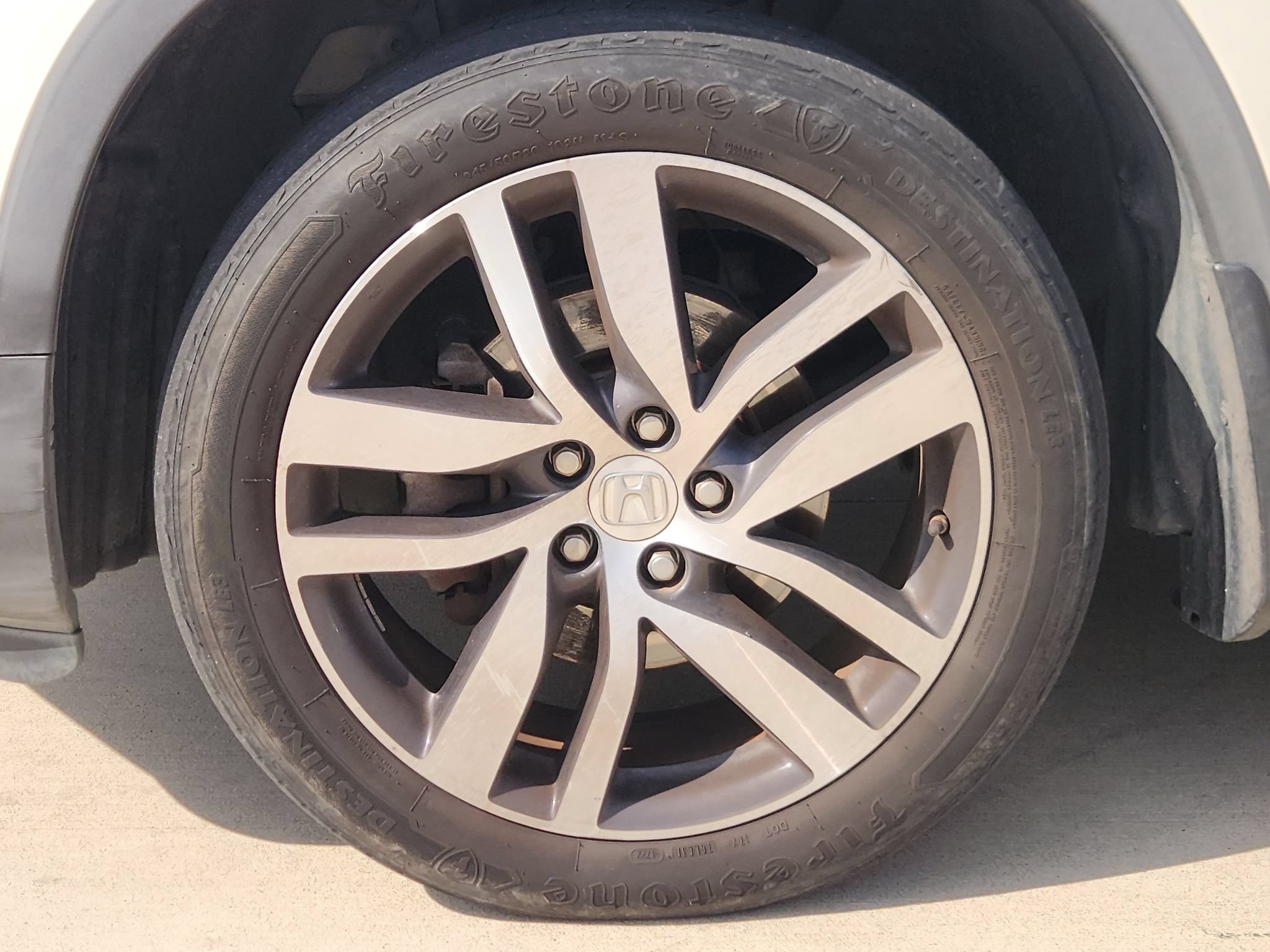Used 2017 Honda Pilot Touring image 11
