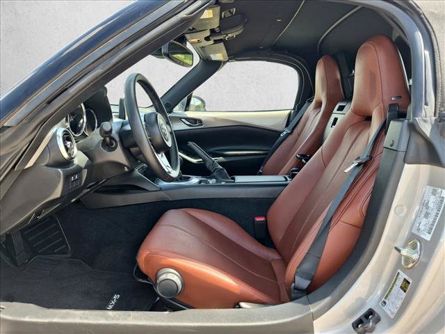 Used 2023 MAZDA MX-5 Miata Grand Touring RWD image 16
