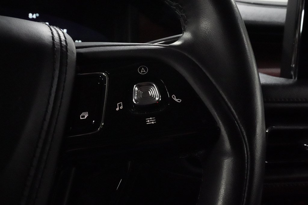 Used 2023 Lincoln Aviator Grand Touring AWD/4WD image 13