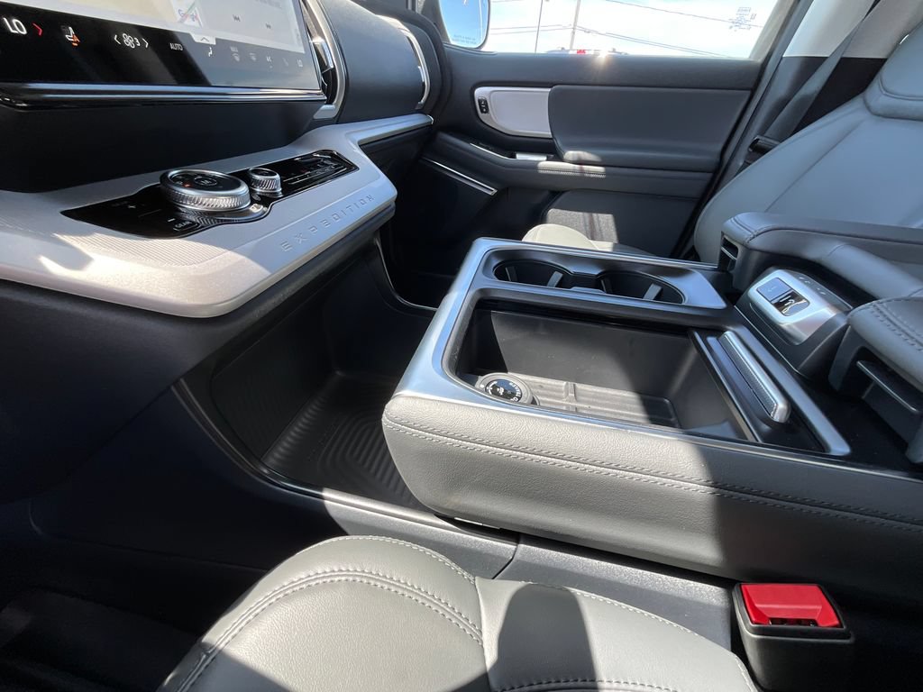New 2027 Ford Expedition Max Active AWD/4WD image 32