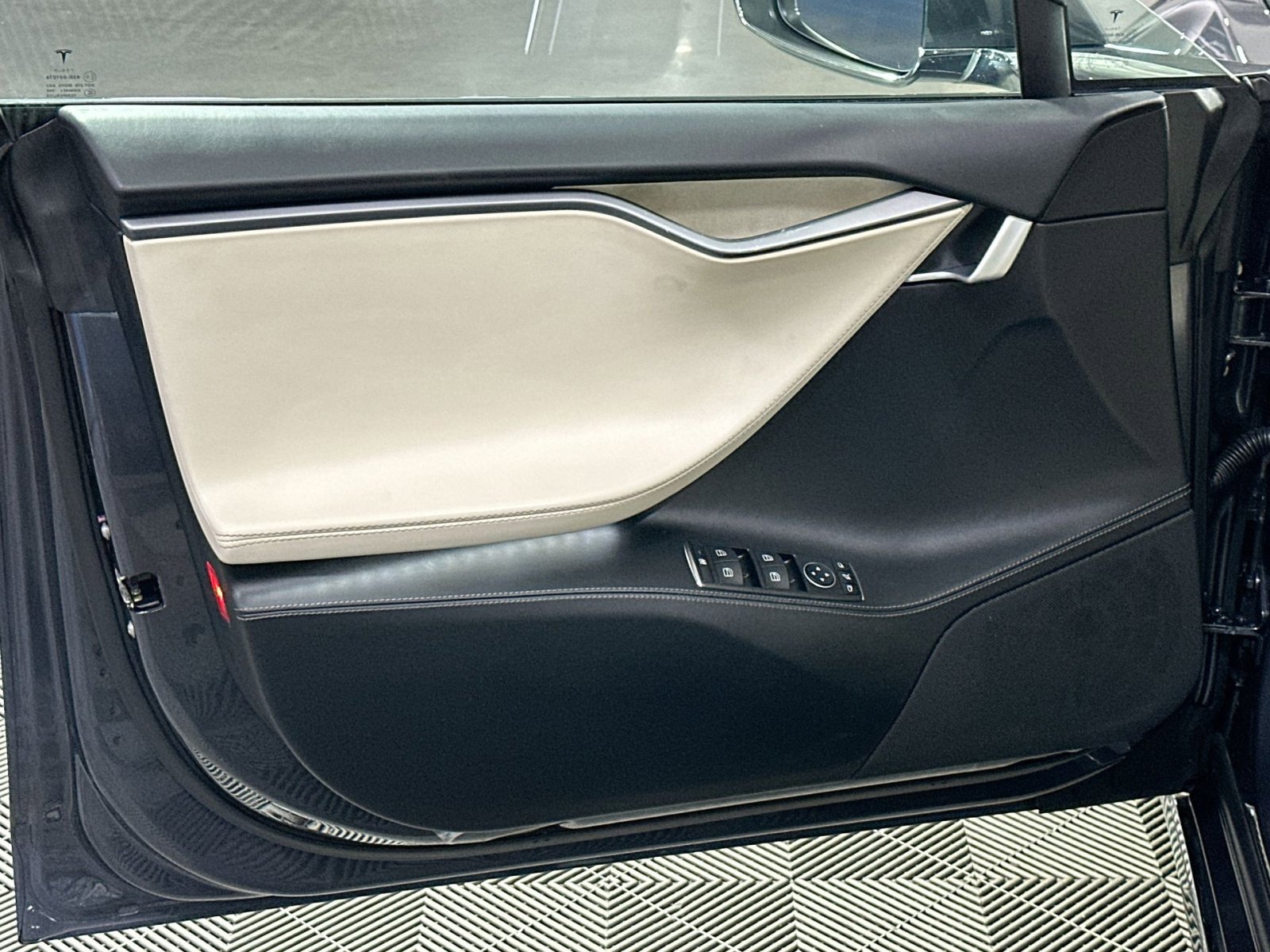 Used 2019 Tesla Model S Long Range image 15