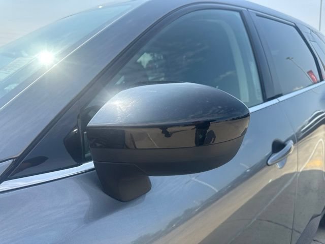 Used 2024 Nissan Pathfinder S FWD image 14