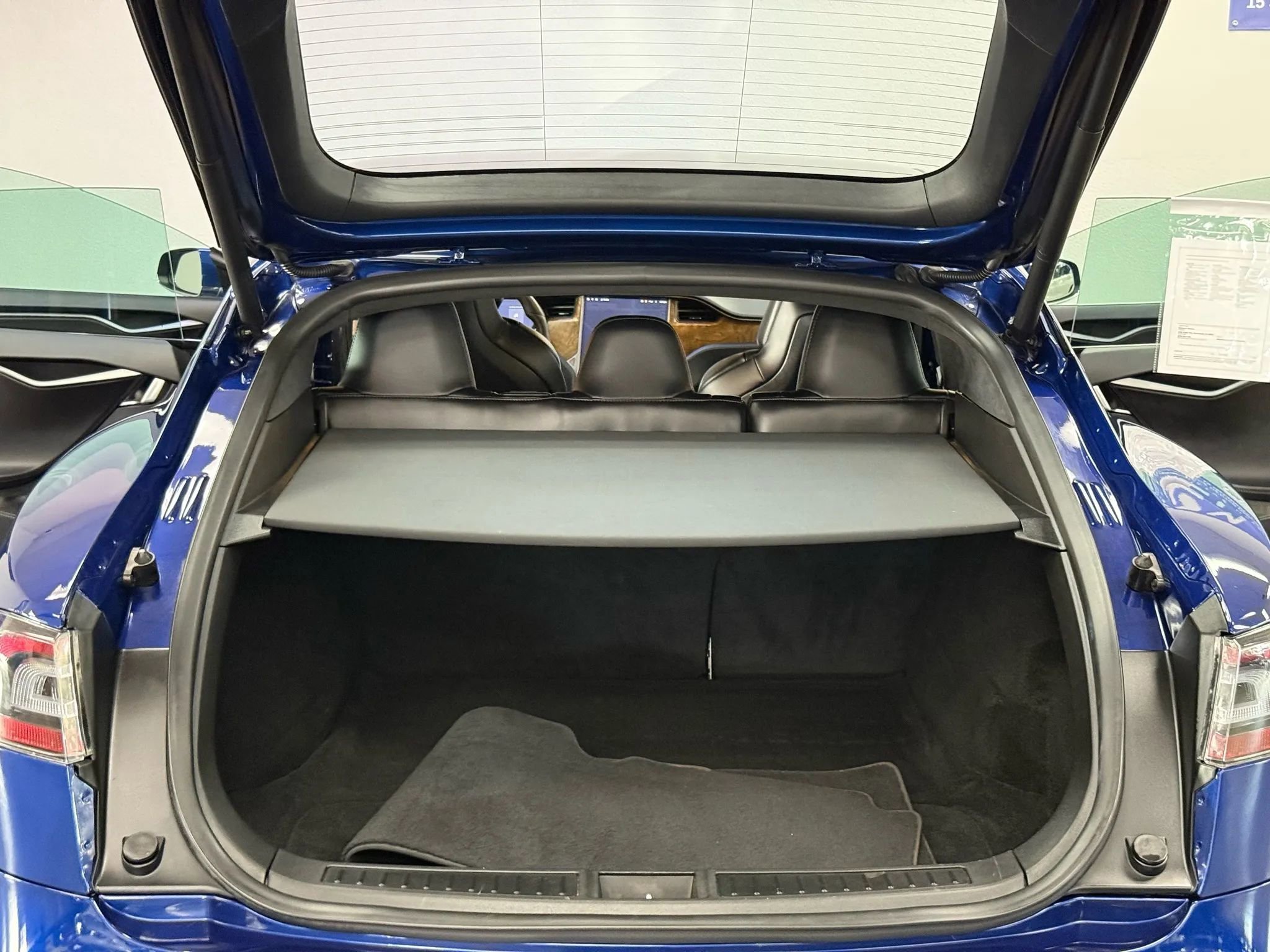 Used 2019 Tesla Model S Standard Range image 8