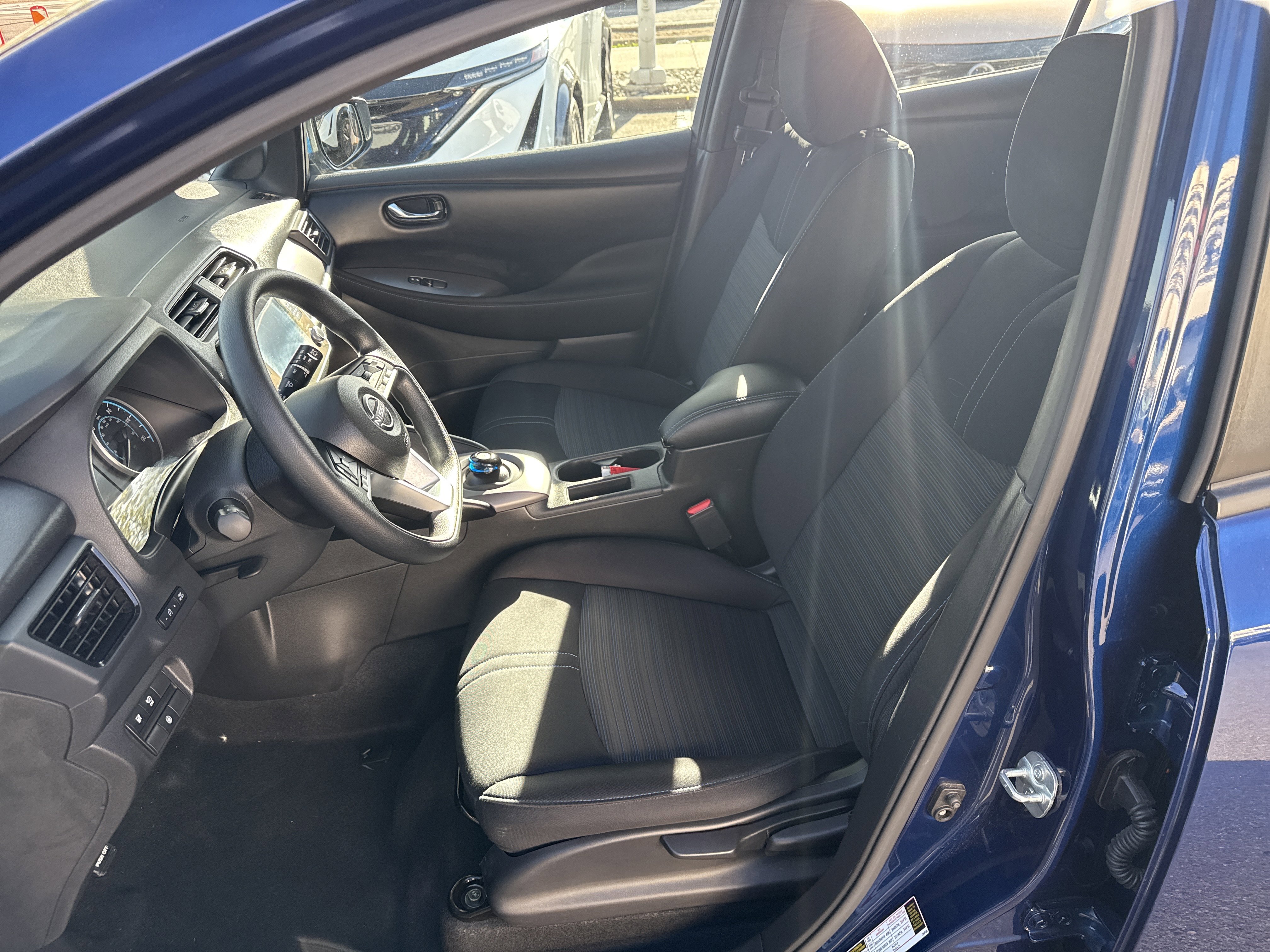 Certified 2024 Nissan Leaf S image 15