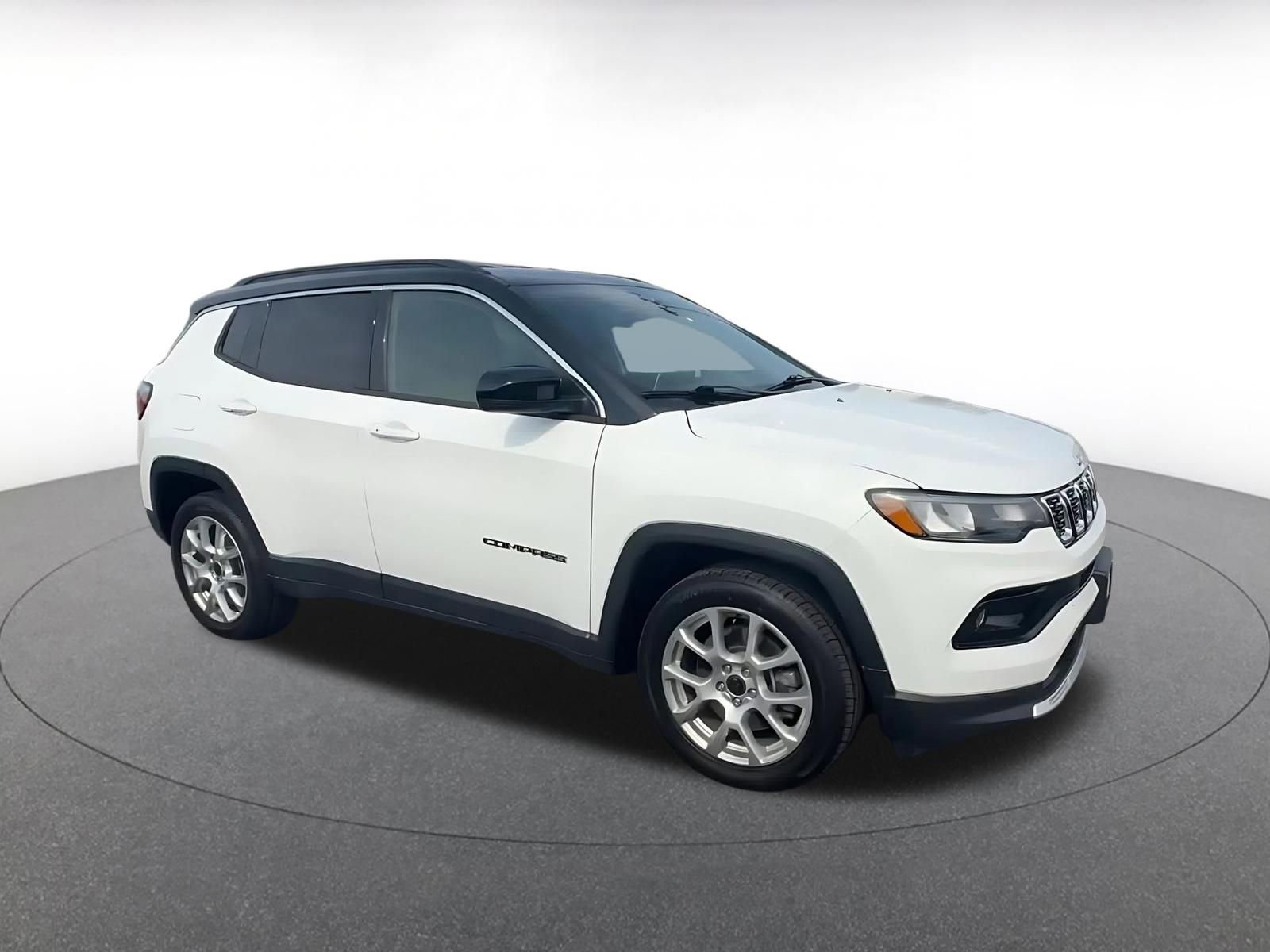 Used 2025 Jeep Compass Limited video 2