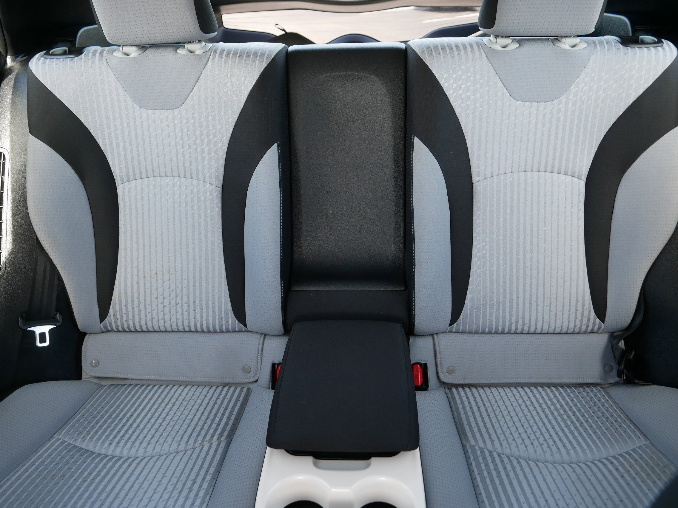 Used 2017 Toyota Prius Prime Plus w/ Carpet Mat Package FWD image 13