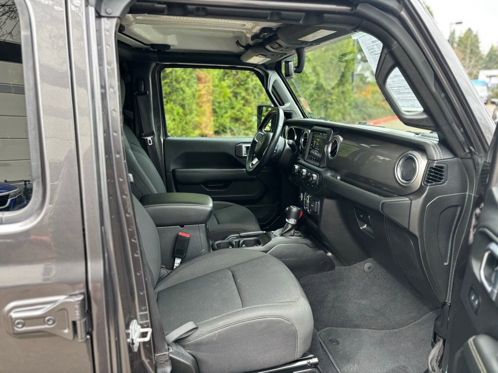 Used 2021 Jeep Wrangler Unlimited Sahara w/ Uconnect 4C Nav & Sound Group image 26