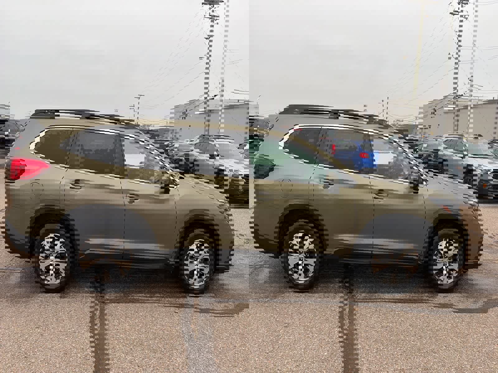 Used 2023 Subaru Ascent Premium w/ Convenience Package image 5