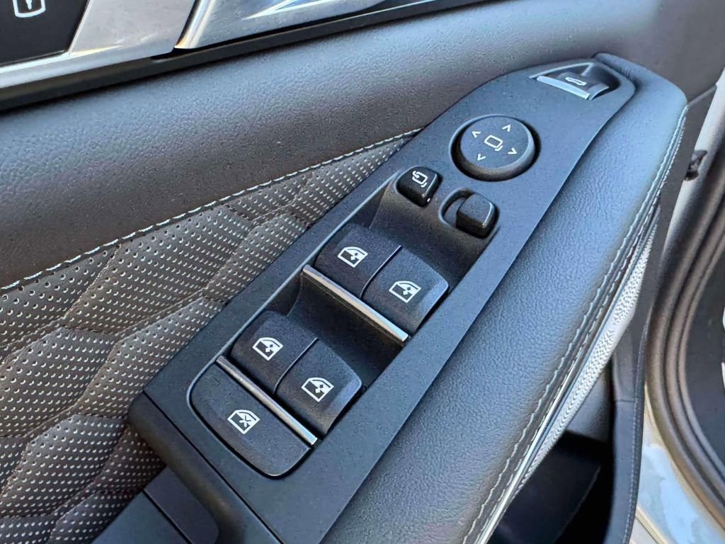 Used 2024 BMW X5 M Competition w/ Executive Package image 16