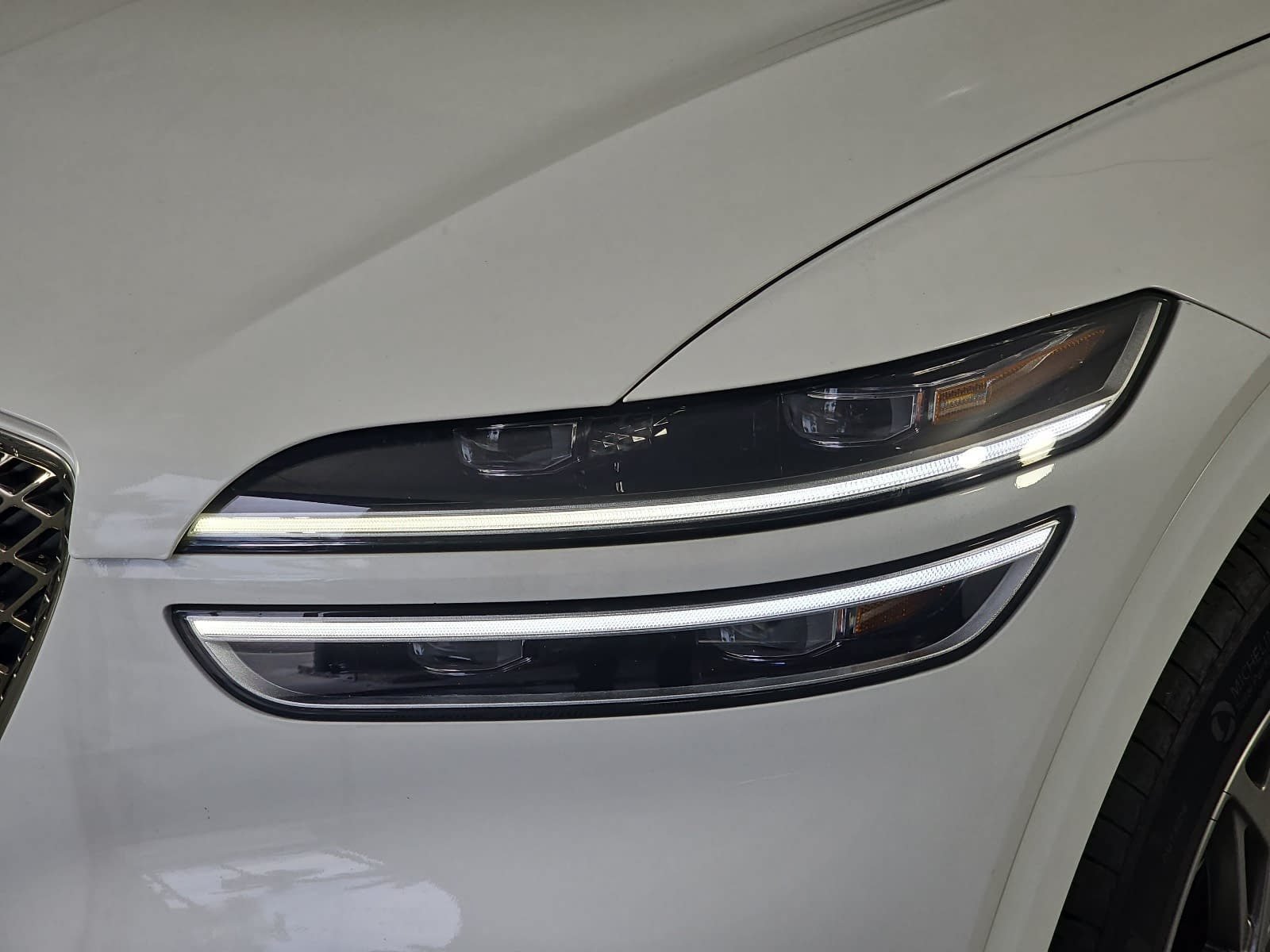 Used 2025 Genesis GV70 2.5T AWD/4WD image 29