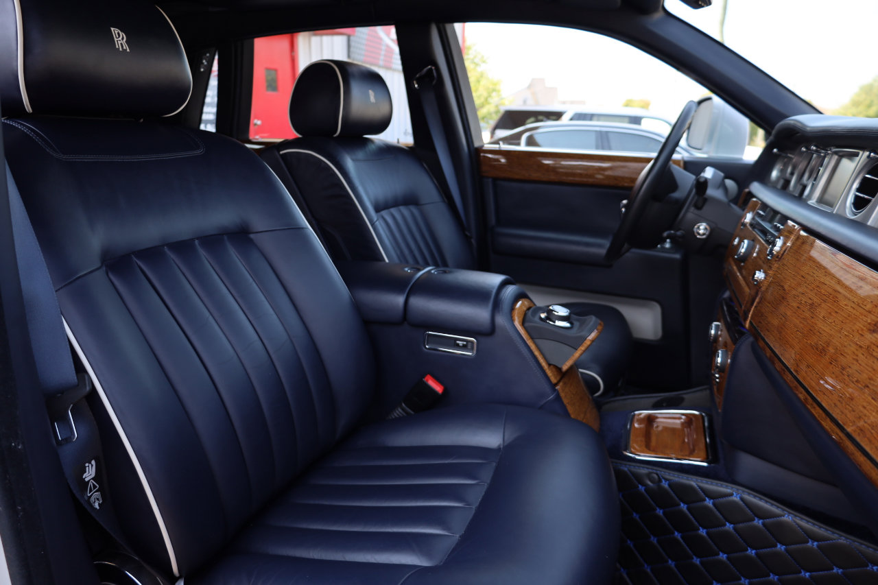 Used 2011 Rolls-Royce Phantom Sedan image 74