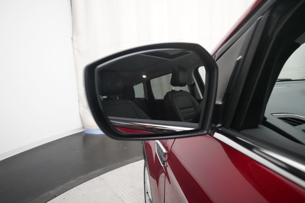 Used 2018 Ford Escape Titanium w/ Ford Safe & Smart Package AWD/4WD image 25