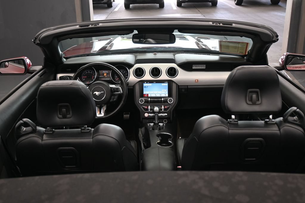 Used 2016 Ford Mustang GT Premium RWD image 38