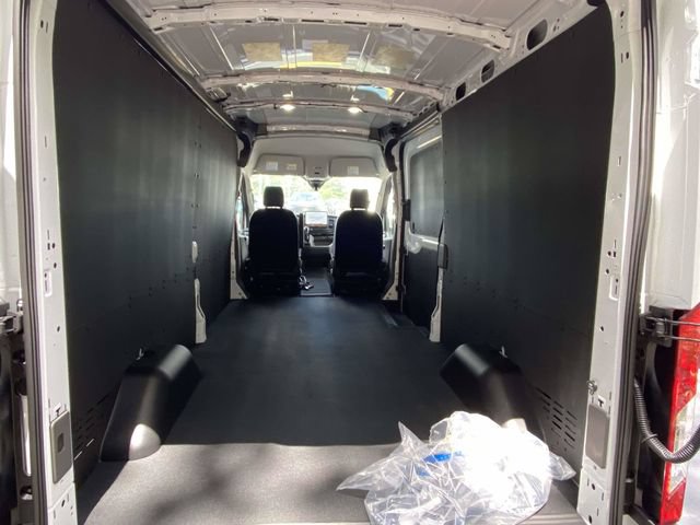 New 2026 Ford Transit 250 148 Medium Roof w/ Load Area Protection Package RWD image 14