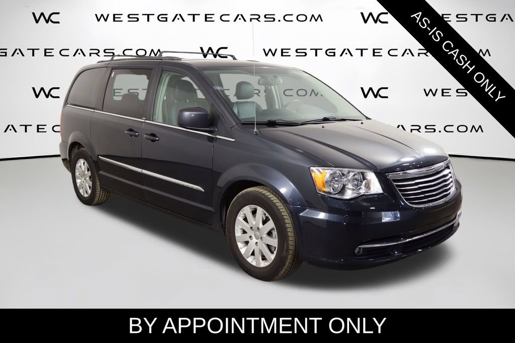 Used 2014 Chrysler Town & Country Touring FWD image 29
