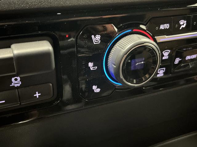 Certified 2025 Chevrolet Silverado 1500 High Country image 8