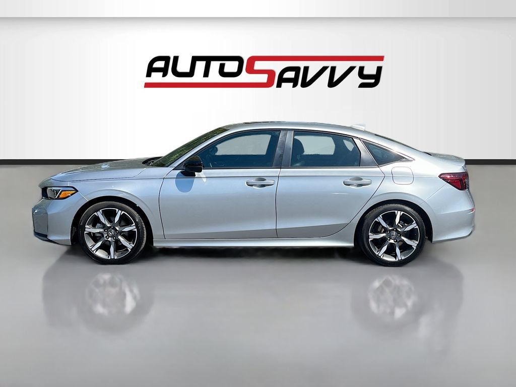 Used 2025 Honda Civic Sport Touring image 4