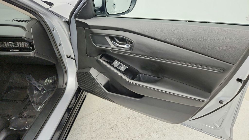 Used 2023 Honda Accord Touring image 26