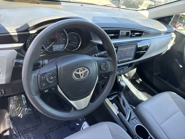 Used 2015 Toyota Corolla LE FWD image 15