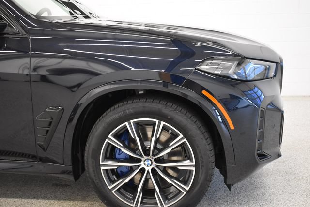 New 2026 BMW X5 xDrive50e w/ M Sport Package AWD/4WD image 13