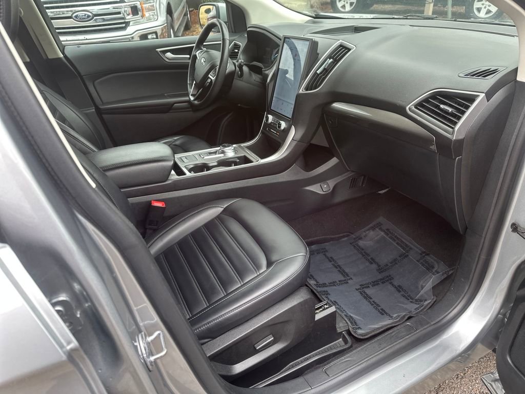 Used 2024 Ford Edge SEL image 29