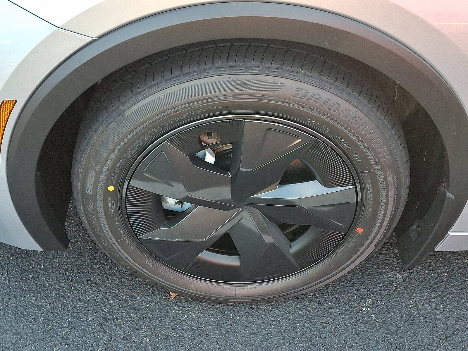 New 2026 Toyota Prius Plug-In Hybrid image 4