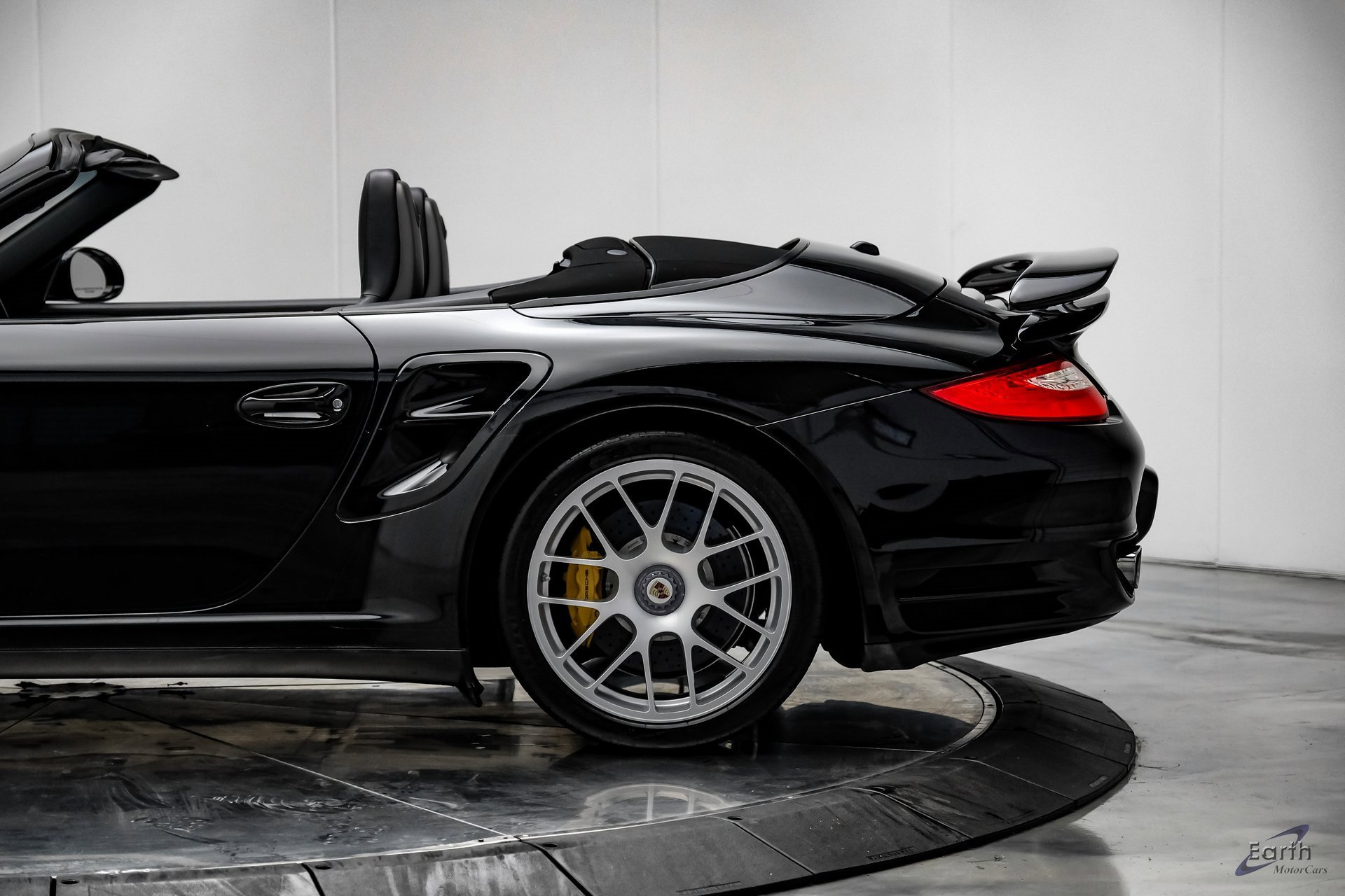 Used 2012 Porsche 911 Edition 918 Spyder image 10