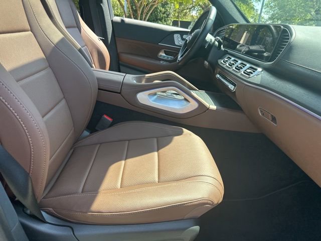 Used 2025 Mercedes-Benz GLS 450 4MATIC image 34
