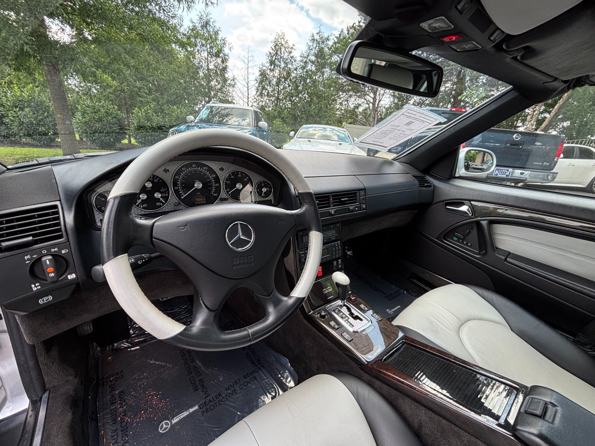 Used 2002 Mercedes-Benz SL 500 image 11