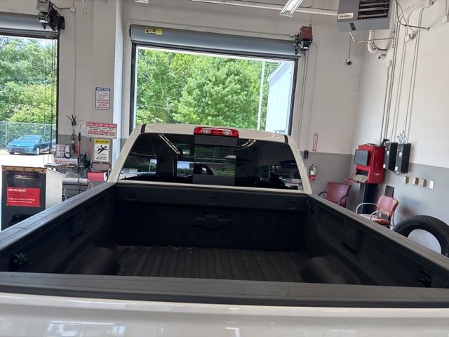Used 2017 Chevrolet Silverado 1500 High Country AWD/4WD image 6