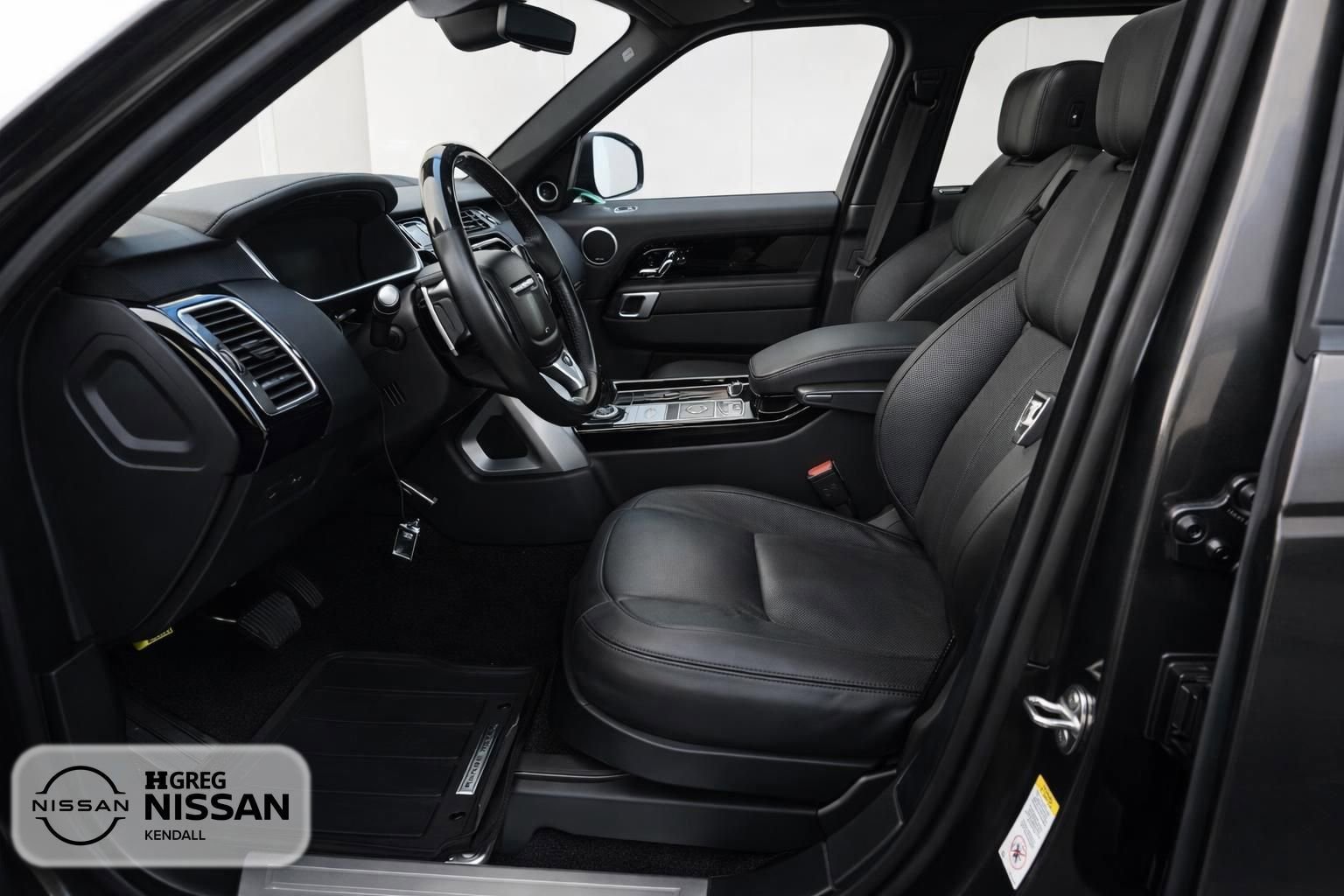 Used 2020 Land Rover Range Rover HSE AWD/4WD image 6