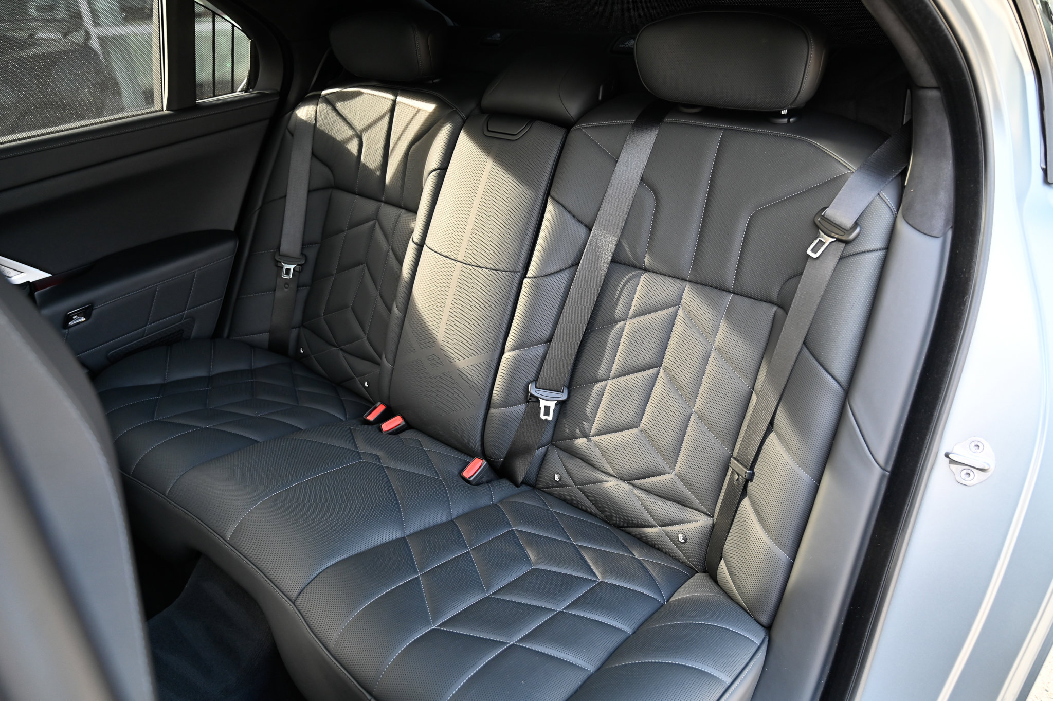 Used 2023 BMW 760i xDrive 760i xDrive image 41