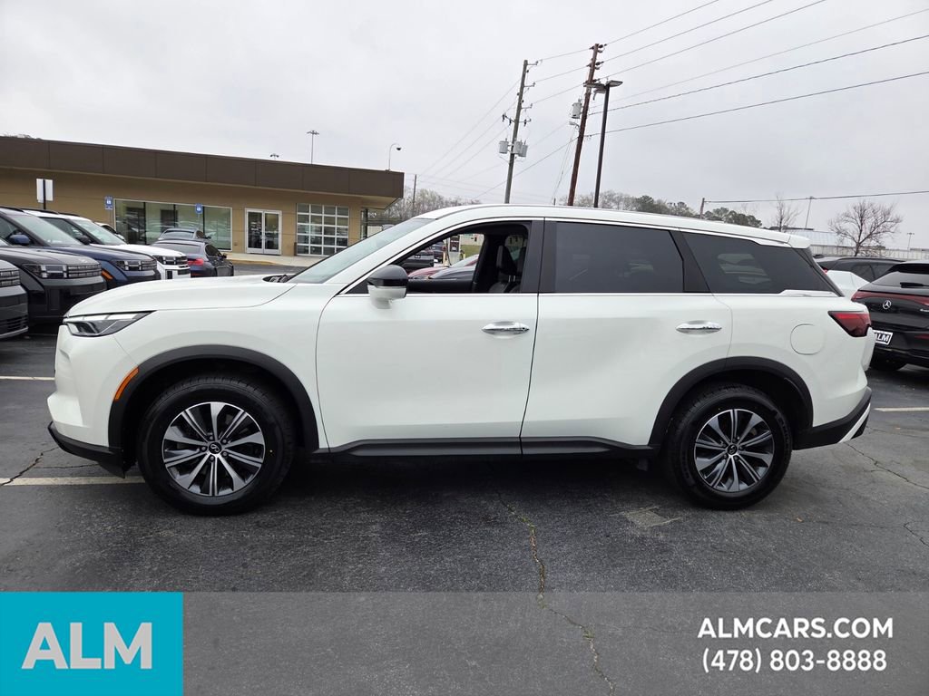 Used 2024 INFINITI QX60 Pure image 2