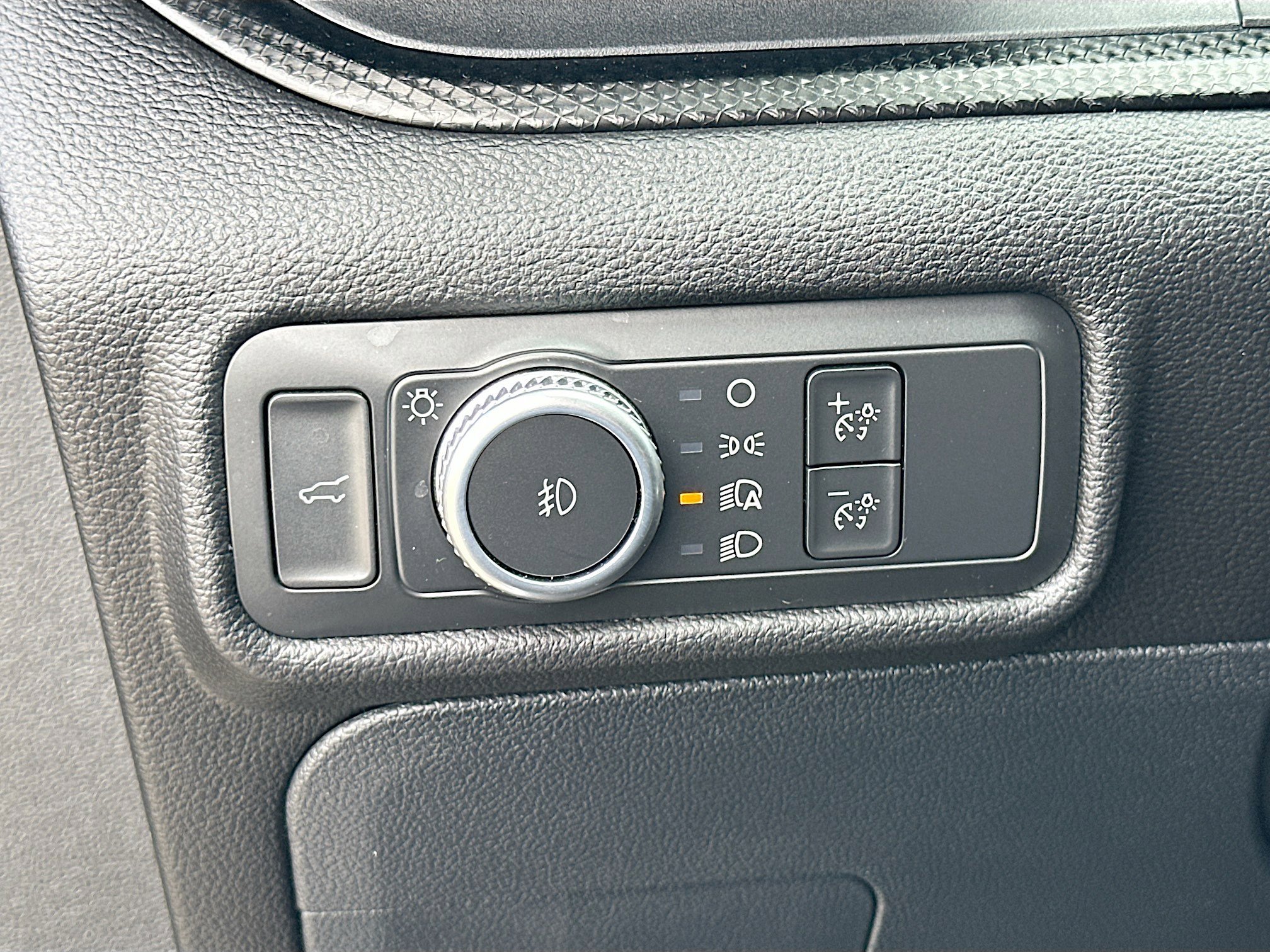 Certified 2022 Ford Explorer ST-Line w/ Class IV Trailer Tow Package image 10