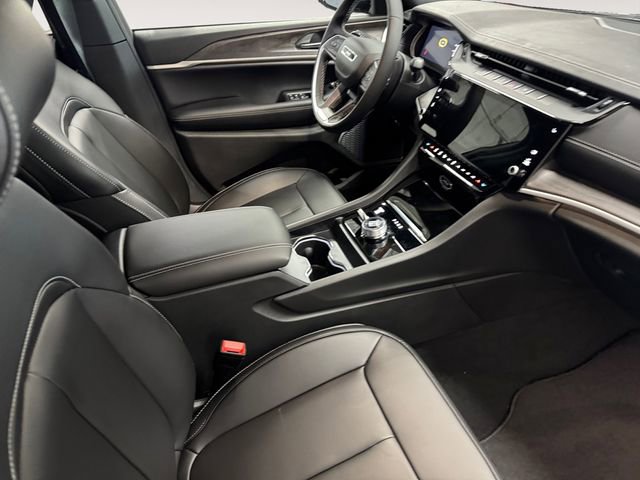 New 2026 Jeep Grand Cherokee L Limited AWD/4WD image 4