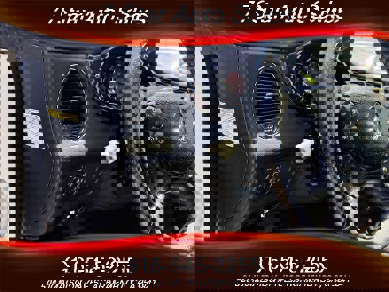 Used 2008 Mercedes-Benz CLS 550 image 8