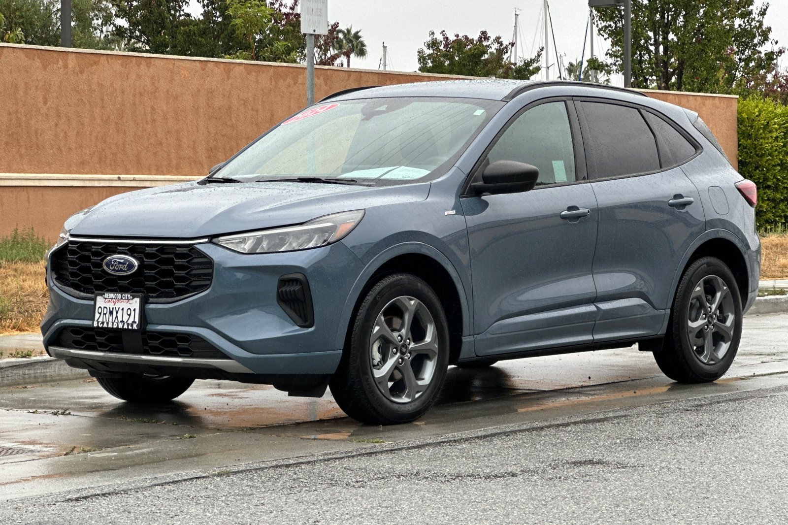 Used 2024 Ford Escape ST-Line w/ Tech Pack #1 AWD/4WD image 8