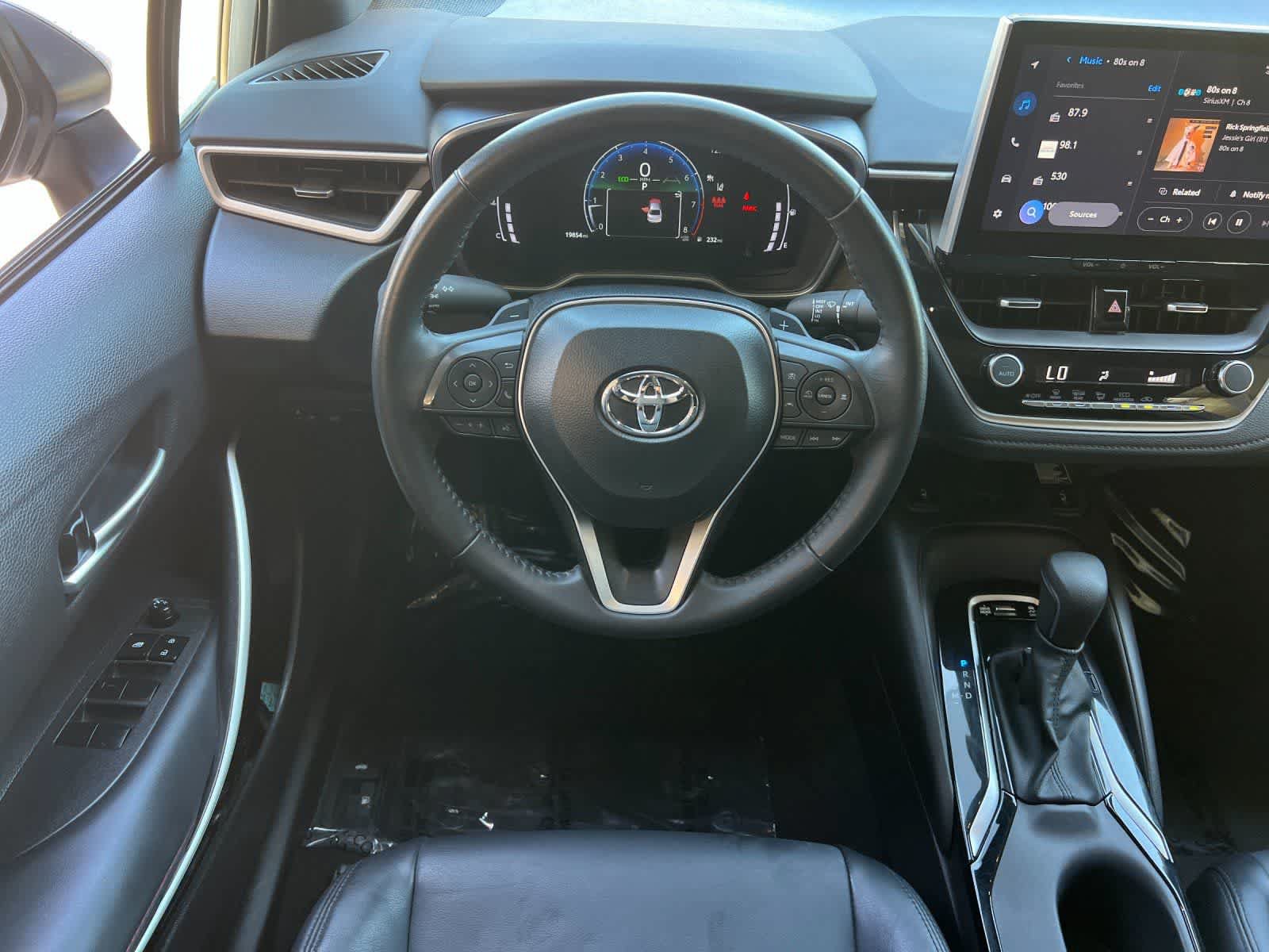 Used 2025 Toyota Corolla XSE FWD image 15