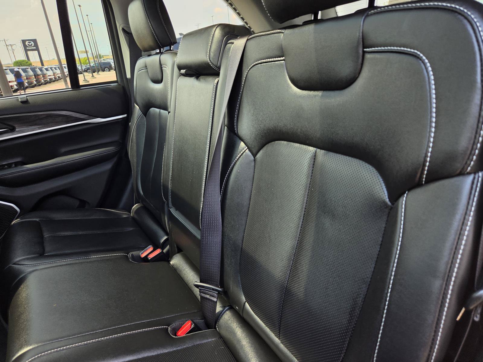 Used 2023 Jeep Grand Cherokee 4WD 4xe w/ Luxury Tech Group II image 15