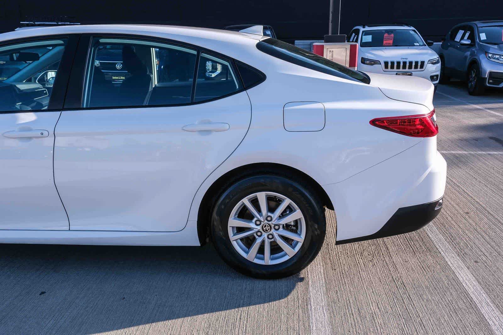 Certified 2025 Toyota Camry LE FWD image 8