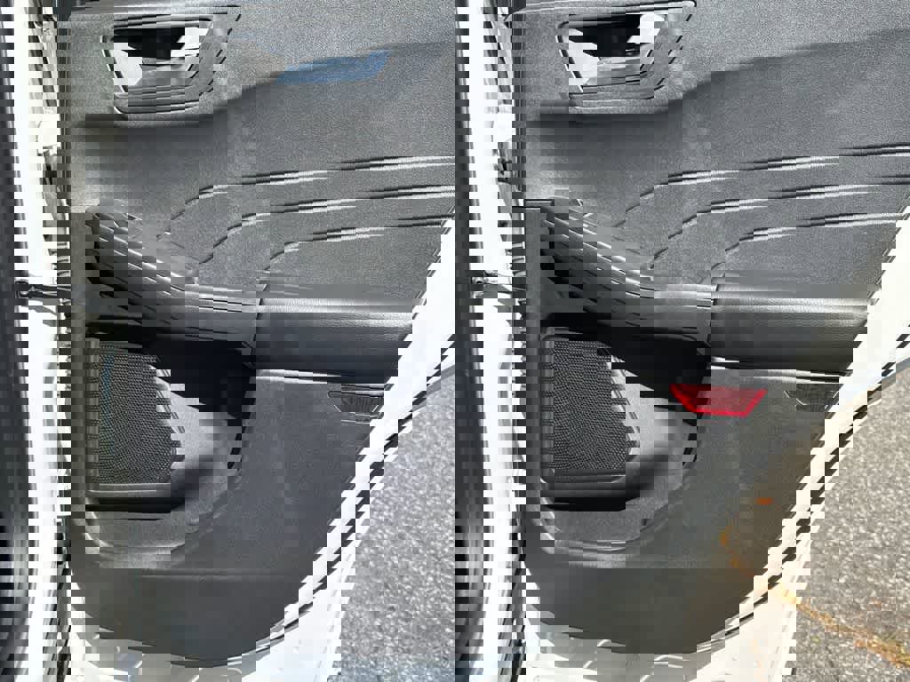 Used 2024 Ford Escape SE image 15